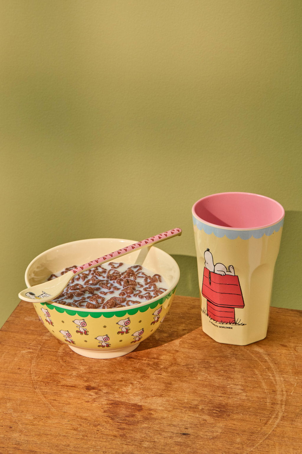 TALL MELAMINE CUP SNOOPY