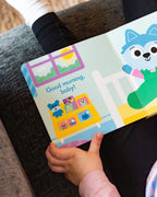 LISTEN TO BABY'S DAY - BOARD SOUND BOOK (0-2 YEARS)