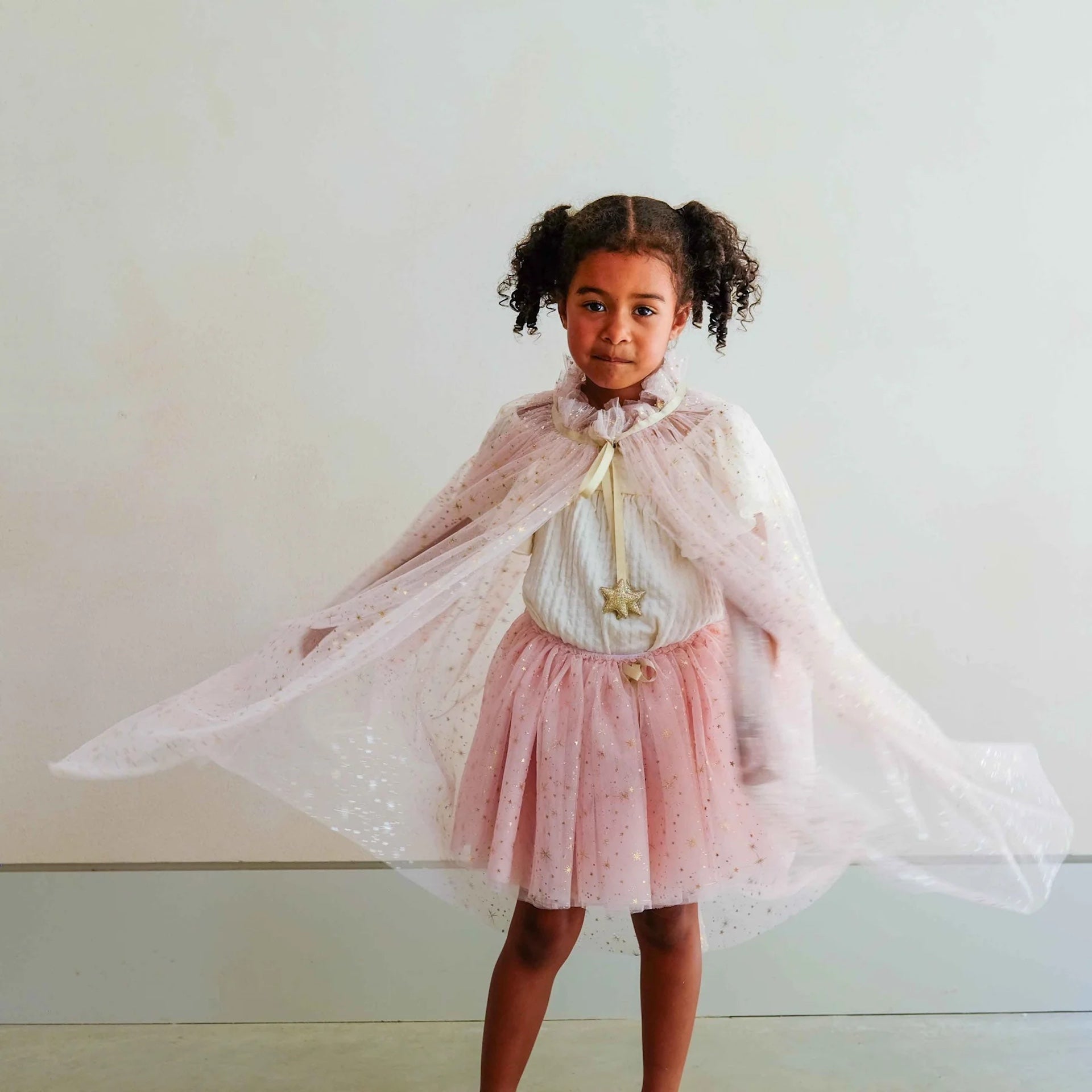 PRINCESS STARRY TULLE CAPE