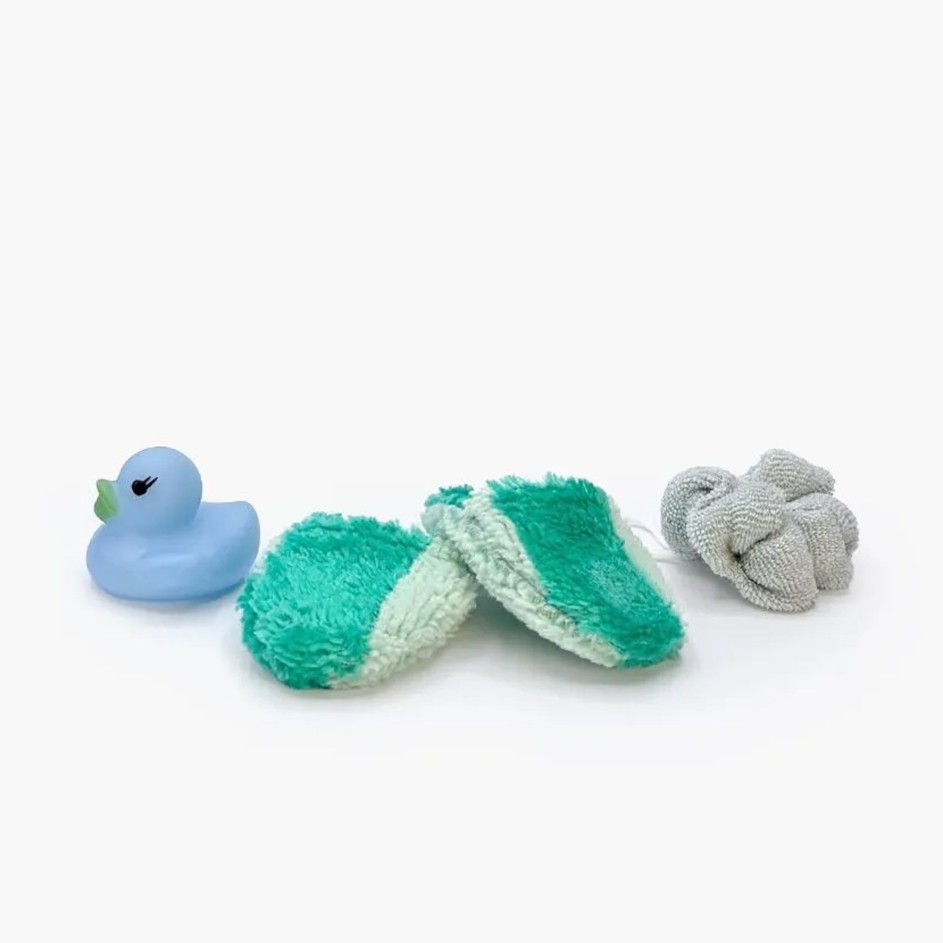 BATH ACCESSORY SET - GREEN / MINT SLIPPERS