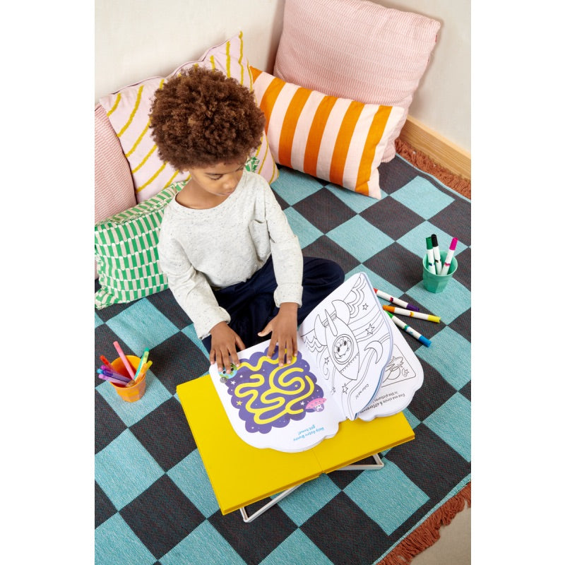 PLAYFUL PAGES ACTIVITY BOOK + STICKERS - PETS IN SPACE (4 YEARS+)