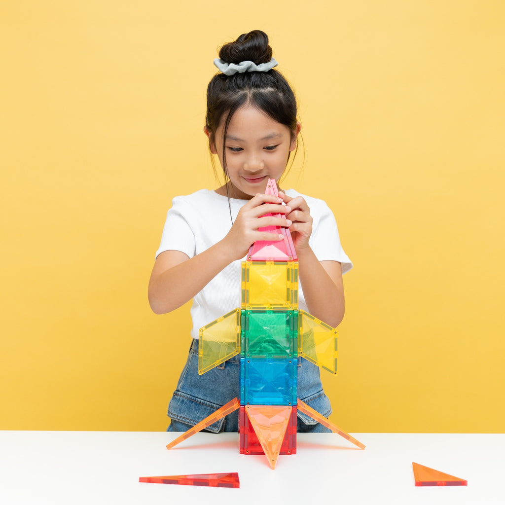 MAGNETIC TILES 30 PIECES - LIGHT ROCKET