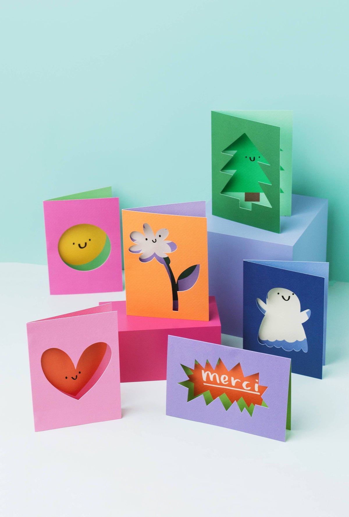 DIE CUT CHRISTMAS CARD - XMAS TREE