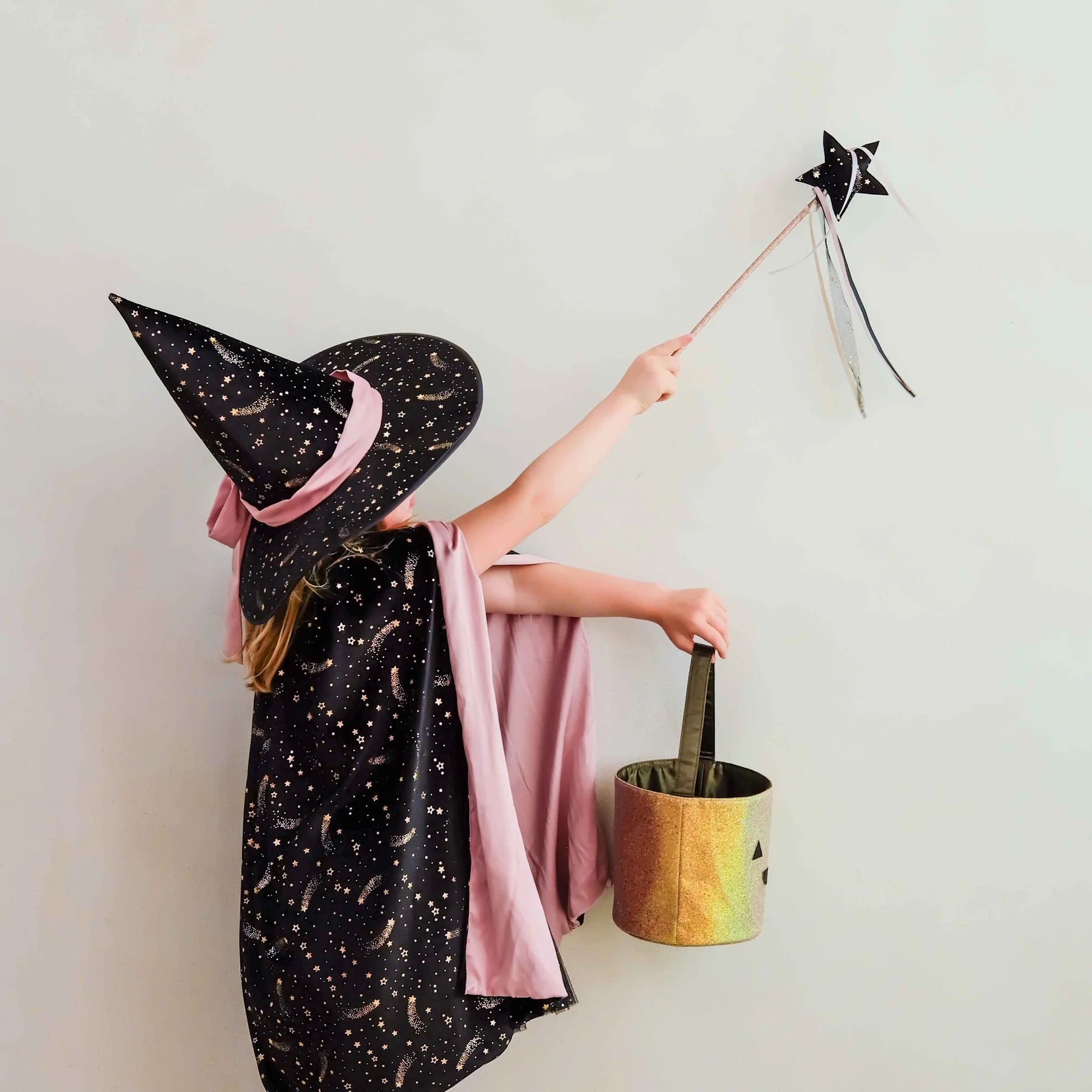 HALLOWEEN ETHEL WAND