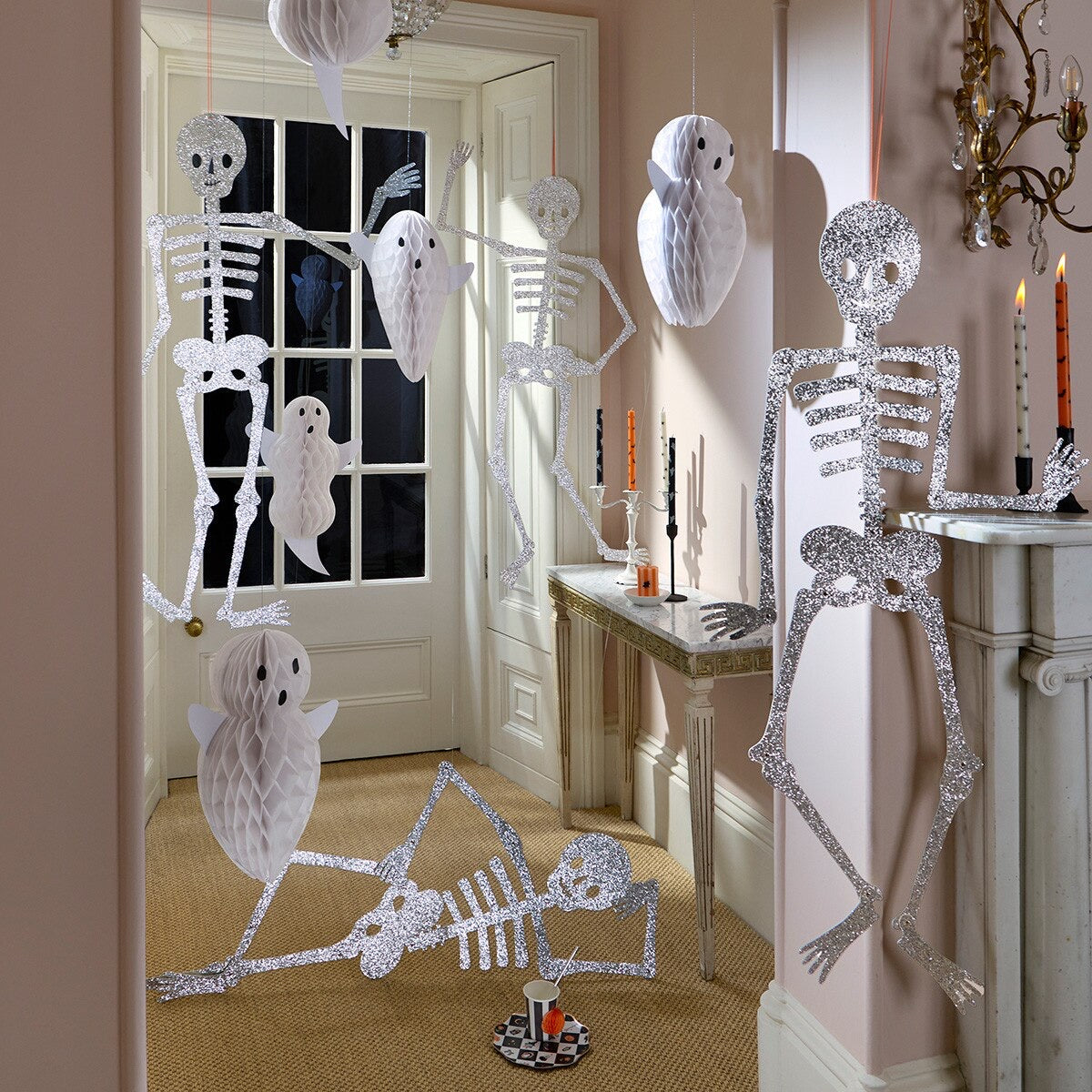 6 HANGING GHOST DECORATIONS