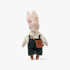 NINE THE RABBIT LES MINOUCHKAS