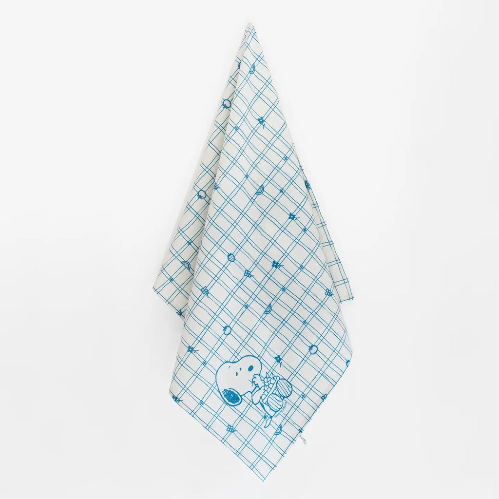 SNOOPY TEA TOWEL - CHERRY BASKET