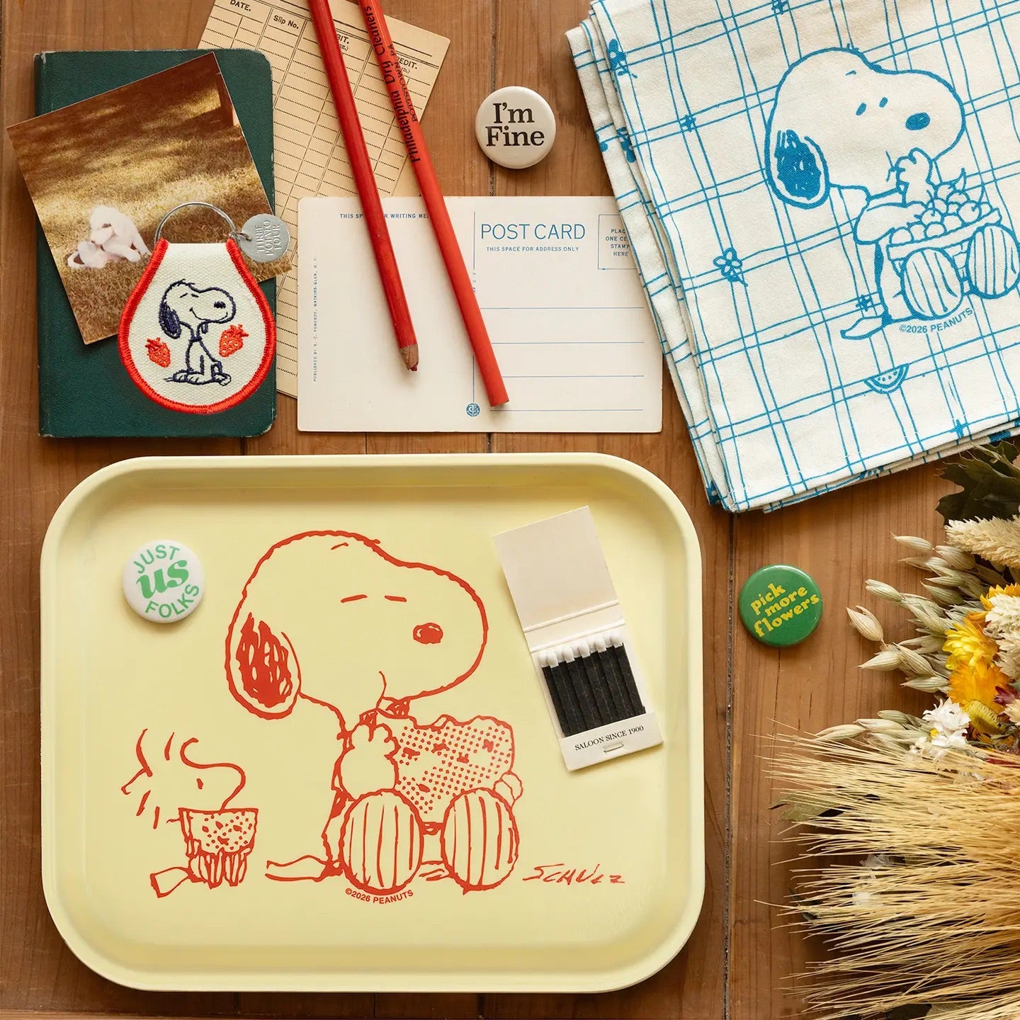 SNOOPY TEA TOWEL - CHERRY BASKET